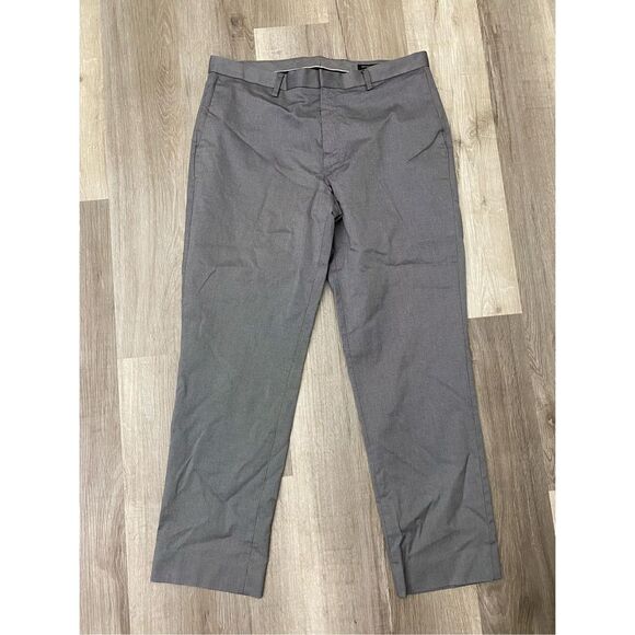Banana Republic Slim Fit Gray Dot Chino Pants, Men's Size 33 x 30 - Picture 1 of 9